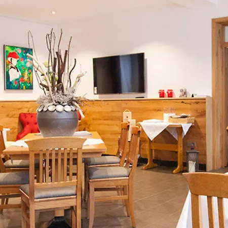 Ξενοδοχείο Sieben Linden 3*